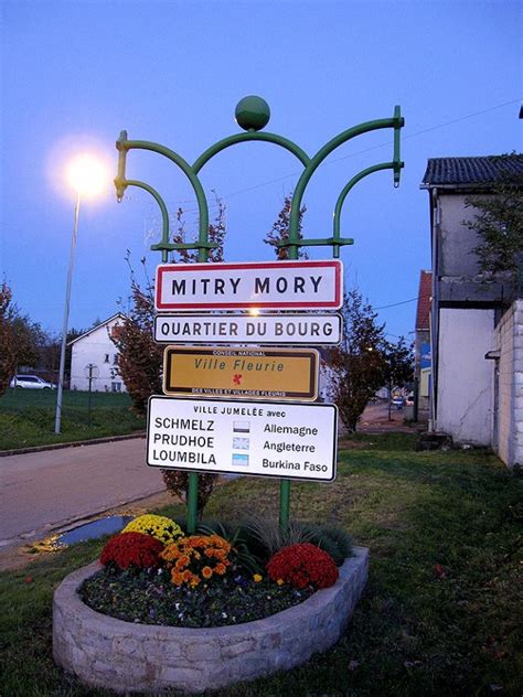Escort Mitry Mory