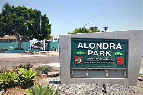 Whore Alondra Park