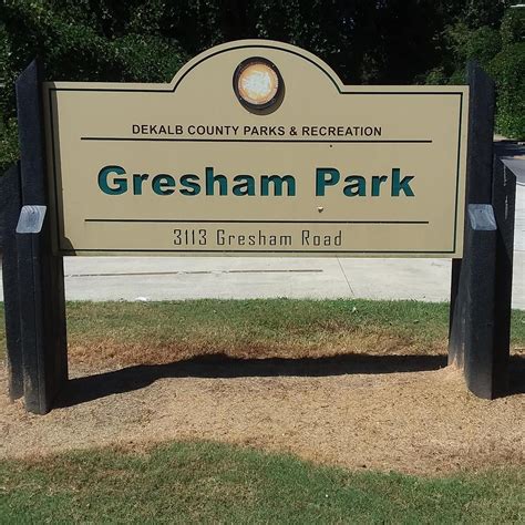 Whore Gresham Park