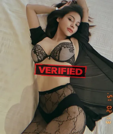 Brenda sexy Prostitute Cirebon