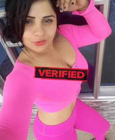Veronica tits Prostitute Kuwait City