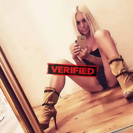 Angelina débauche Prostituée Birsfelden