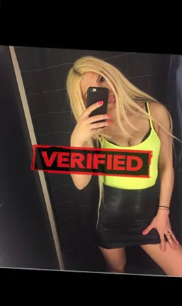 Veronica tits Encontre uma prostituta Cucujaes